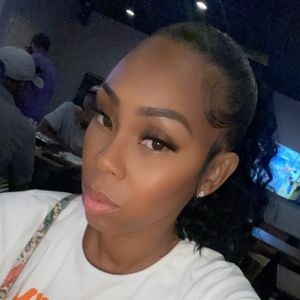 Meet your Posher, Ambriee